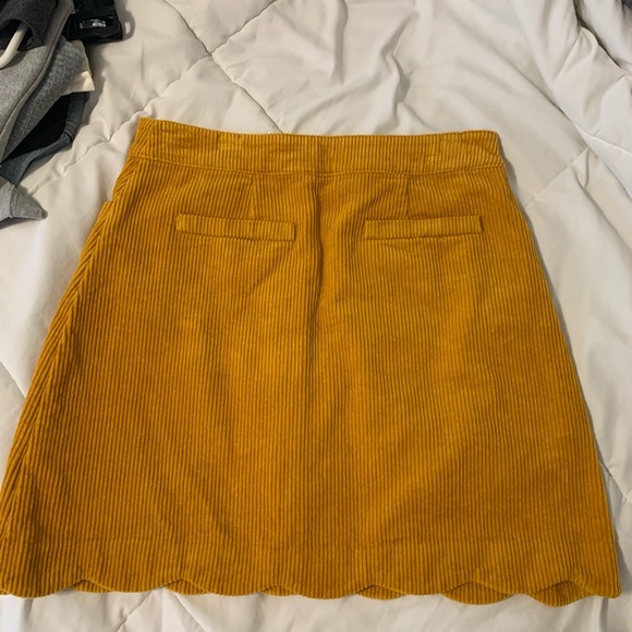 Corduroy skirt - Picture 2 of 3